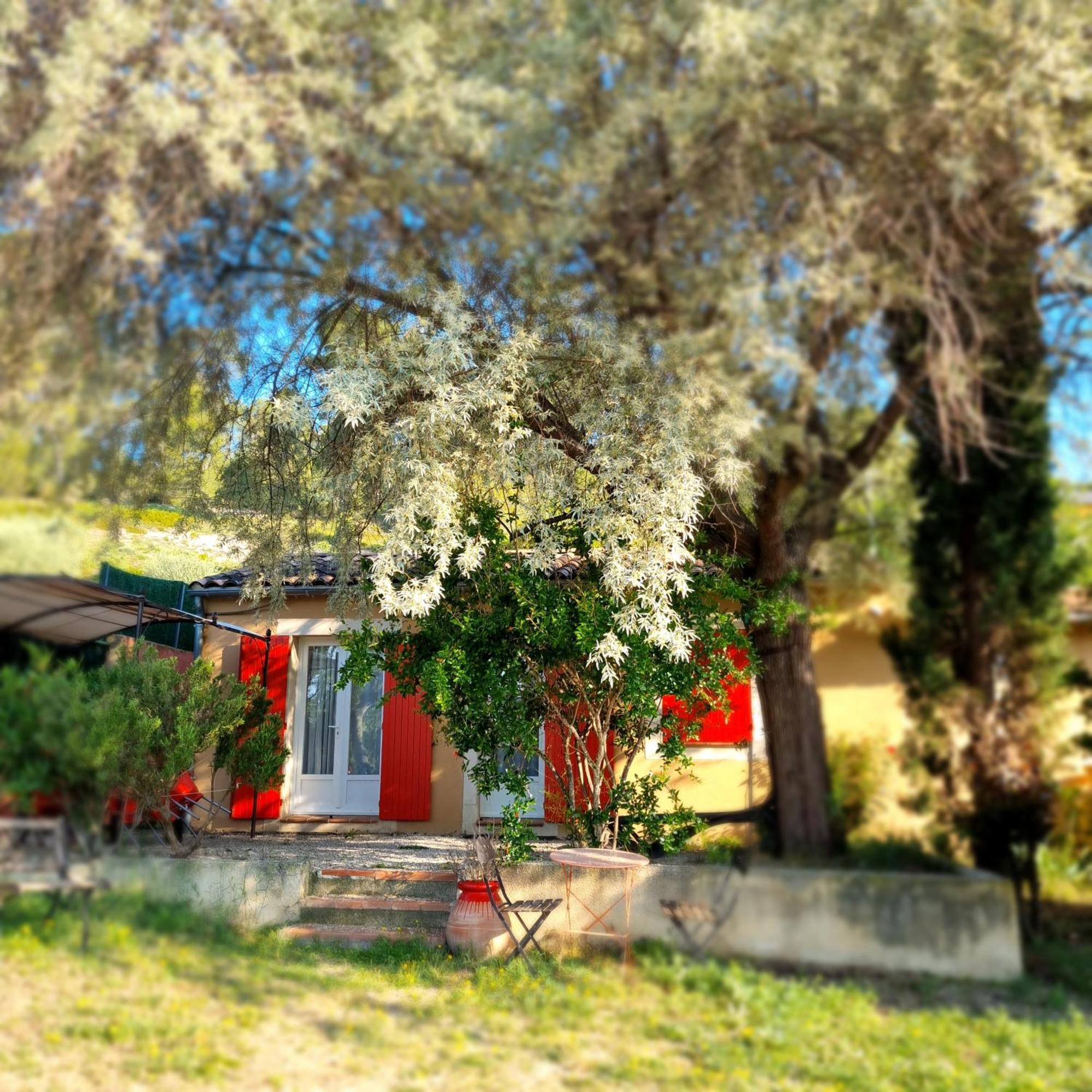 L'Oustaou Du Luberon Et Spa Villelaure Eksteriør billede